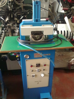 MAQUINA TOPES  