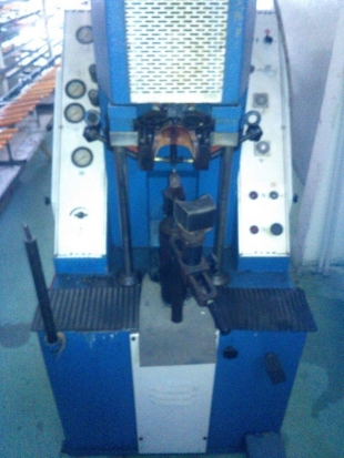 Máquina de montar talones 2 