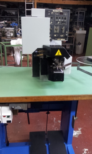 Máquina Dobladillar RF80A Sagitta 