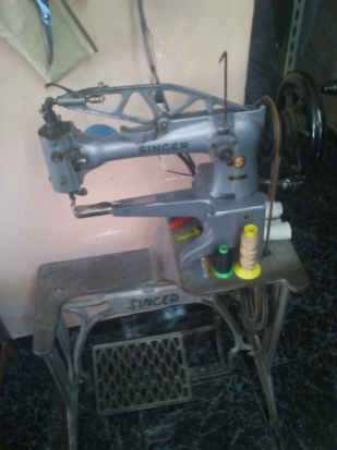 MÁQUINA DE COSER REMENDON C.G. 1 