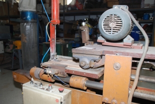 Torno automático para quiebre 
