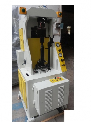 MAQUINA DE HACER LA CAJA 
