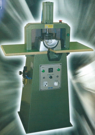 Prensa neumática automatizada para pegar topes termoplásticos al calzado 