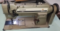Maquina para coser plana de triple arrastre SINGER 211U566A 
