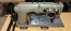 Maquina de coser plana de triple arrastre 2 agujas y canilla super grande, marca SIRUBA DBE-325. Maquina de coser plana de triple arrastre 2 agujas y canilla super grande, marca SIRUBA DBE-325.